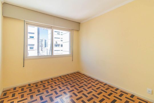 Quarto de apartamento à venda com 1 quarto, 45m² em Centro Histórico, Porto Alegre