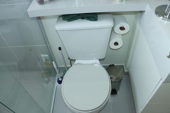 Banheiro da Suíte de apartamento para alugar com 3 quartos, 128m² em Jardim Santa Barbara, Embu das Artes