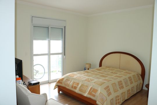 Suíte de apartamento para alugar com 3 quartos, 128m² em Jardim Santa Barbara, Embu das Artes