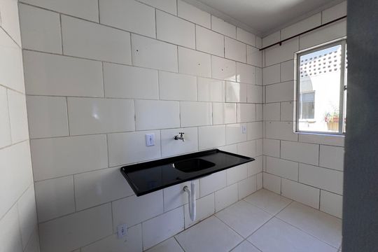 Cozinha de apartamento à venda com 2 quartos, 55m² em Santos Dumont, São Leopoldo