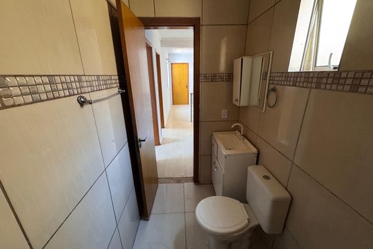 Banheiro Social de apartamento à venda com 2 quartos, 55m² em Santos Dumont, São Leopoldo