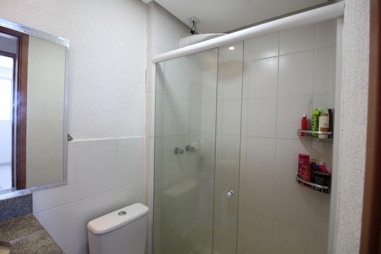 Banheiro Social de apartamento à venda com 2 quartos, 80m² em Taquara, Rio de Janeiro