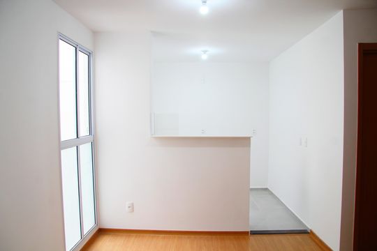Sala  de apartamento à venda com 2 quartos, 40m² em Jardim Rosa de Franca, Guarulhos
