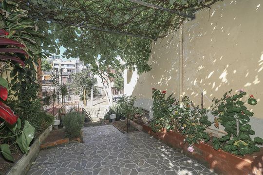 Lateral de casa à venda com 4 quartos, 169m² em Chácara das Pedras, Porto Alegre