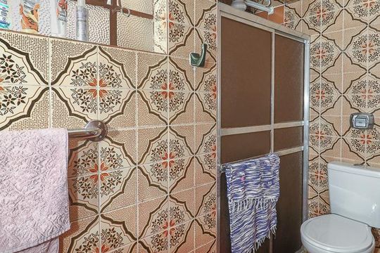 Banheiro Social de casa à venda com 4 quartos, 169m² em Chácara das Pedras, Porto Alegre