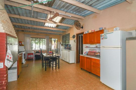 Cozinha de casa à venda com 4 quartos, 169m² em Chácara das Pedras, Porto Alegre