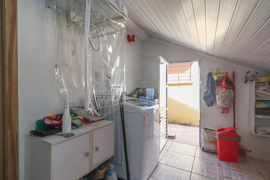 Área de Serviço de casa à venda com 2 quartos, 116m² em Chácara das Pedras, Porto Alegre