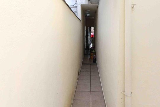 Área Externa de casa à venda com 2 quartos, 150m² em Vila California, São Paulo