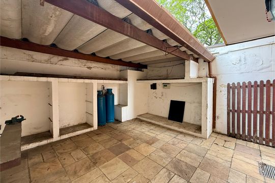 Quintal de Serviço de casa à venda com 4 quartos, 491m² em Chácara Santo Antônio (zona Sul), São Paulo