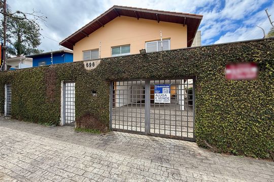 Fachada de casa à venda com 4 quartos, 491m² em Chácara Santo Antônio (zona Sul), São Paulo