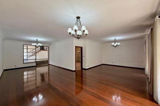 Casa à venda com 4 quartos, 491m² em Chácara Santo Antônio (zona Sul), São Paulo
