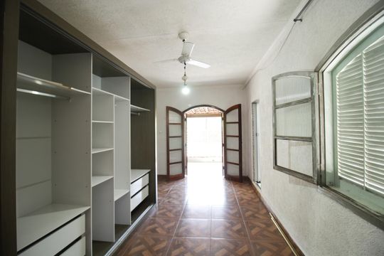 Quarto de casa para alugar com 3 quartos, 200m² em Parque Sao Luis, São Paulo