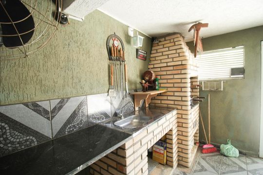 Churrasqueira de casa para alugar com 3 quartos, 200m² em Parque Sao Luis, São Paulo
