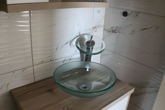 Banheiro Social de apartamento para alugar com 2 quartos, 59m² em Jardim Belval, Barueri
