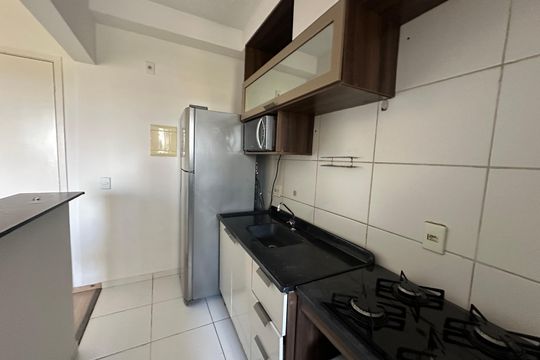Cozinha de apartamento para alugar com 2 quartos, 59m² em Jardim Belval, Barueri