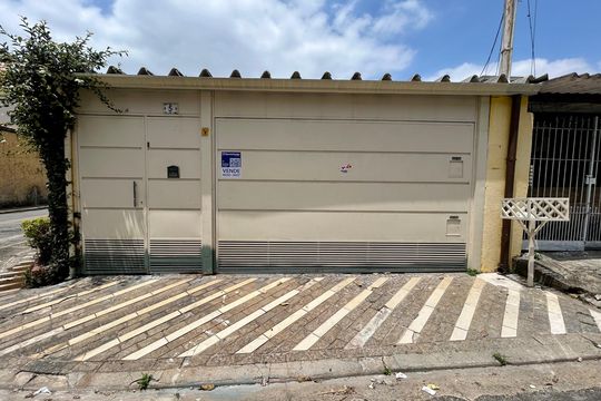 Fachada - Placa de casa à venda com 3 quartos, 194m² em Vila Rosalia, Guarulhos