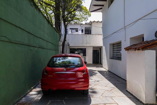 Garagem de casa à venda com 5 quartos, 750m² em Paineiras do Morumbi, São Paulo