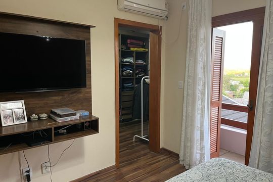 Suíte de casa à venda com 3 quartos, 190m² em Feitoria Seller, São Leopoldo