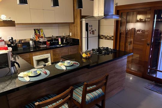 Cozinha  de casa à venda com 3 quartos, 190m² em Feitoria Seller, São Leopoldo