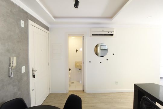 Sala de apartamento para alugar com 1 quarto, 73m² em Mont’serrat, Porto Alegre