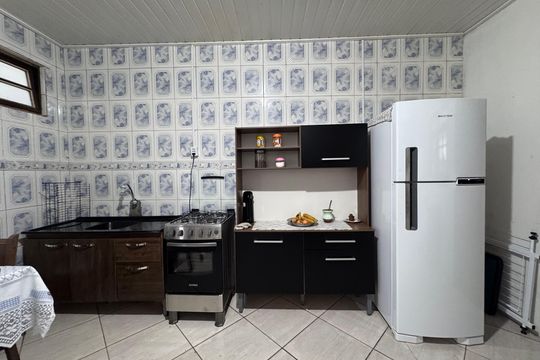Cozinha de casa à venda com 2 quartos, 120m² em Campina, São Leopoldo