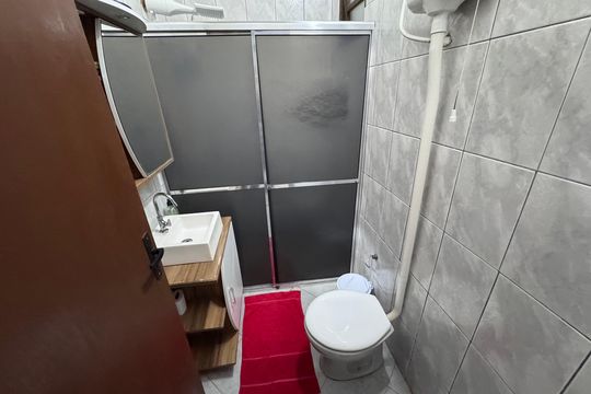 Banheiro de casa à venda com 2 quartos, 120m² em Campina, São Leopoldo