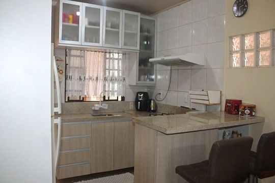 Cozinha  de casa à venda com 3 quartos, 180m² em Costa E Silva, Porto Alegre