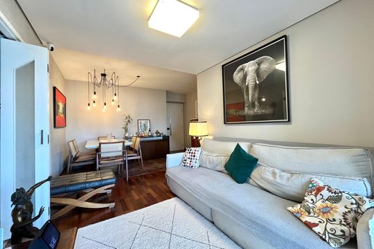 Apartamento à venda com 3 quartos, 108m² em Vila Alexandria, São Paulo