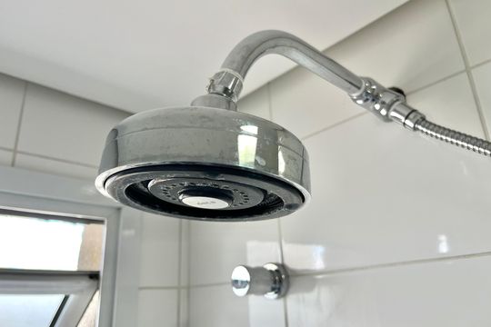 Banheiro de apartamento à venda com 3 quartos, 108m² em Vila Alexandria, São Paulo