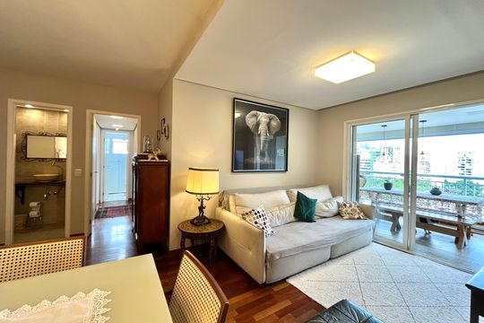 Sala de apartamento para alugar com 3 quartos, 108m² em Vila Alexandria, São Paulo