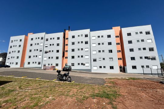 Fachada de apartamento para alugar com 2 quartos, 60m² em Rondônia, Novo Hamburgo
