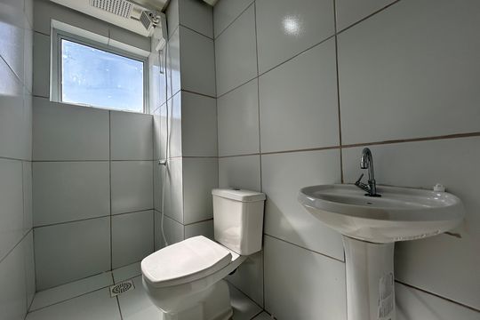 Banheiro de apartamento para alugar com 2 quartos, 60m² em Rondônia, Novo Hamburgo