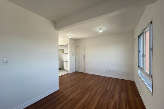 Sala de apartamento para alugar com 2 quartos, 60m² em Rondônia, Novo Hamburgo