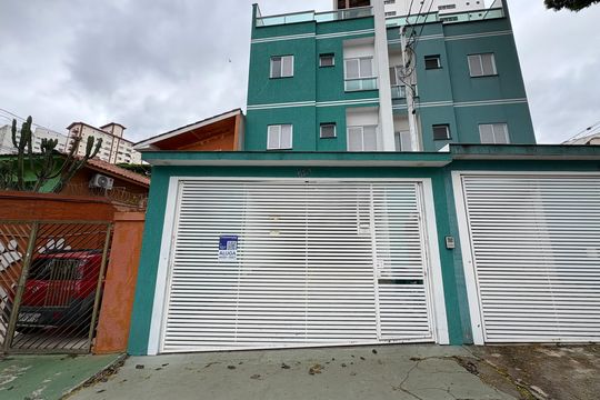 Fachada + plaquinha de apartamento à venda com 2 quartos, 92m² em Jardim Bela Vista, Santo André
