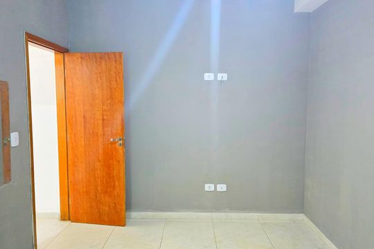 Quarto de casa para alugar com 1 quarto, 36m² em Parque Continental Ii, Guarulhos