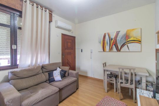 Sala de apartamento para alugar com 2 quartos, 60m² em Menino Deus, Porto Alegre
