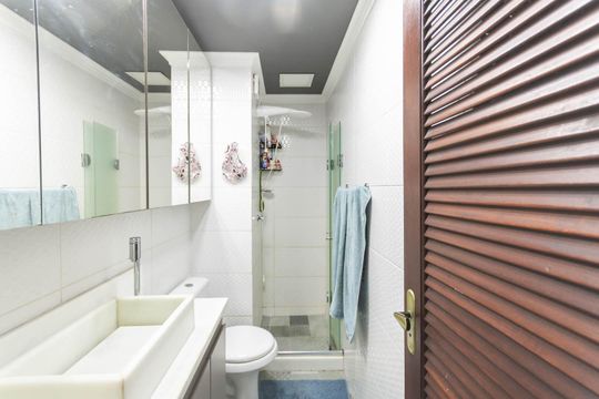 Banheiro de apartamento à venda com 3 quartos, 70m² em Engenho Novo, Rio de Janeiro