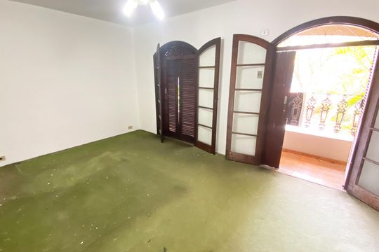 Suíte de casa à venda com 4 quartos, 360m² em Alto de Pinheiros, São Paulo