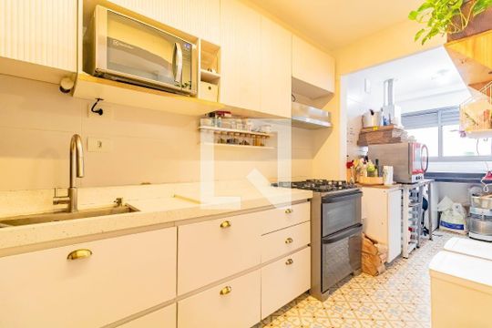 Apartamento à venda com 1 quarto, 75m² em Jardim Prudência, São Paulo