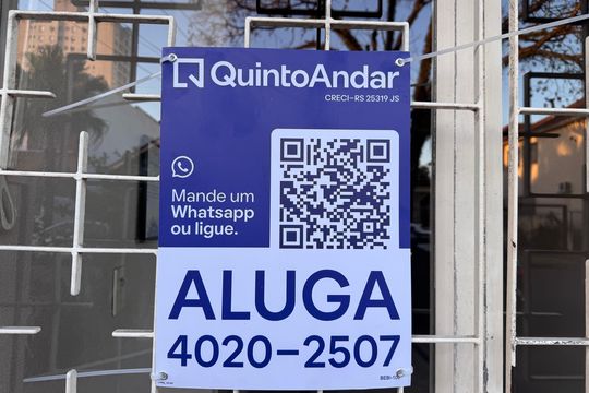 Placa de apartamento para alugar com 2 quartos, 62m² em Centro, São Leopoldo