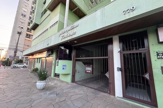 Fachada de apartamento para alugar com 2 quartos, 60m² em Centro, São Leopoldo