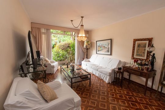 Sala de casa à venda com 3 quartos, 259m² em Vila Mariana, São Paulo