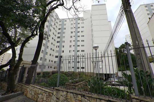 Fachada de apartamento à venda com 2 quartos, 58m² em Vila Monumento, São Paulo