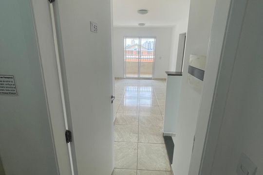 Entrada de apartamento à venda com 2 quartos, 53m² em Jardim do Lago, São Paulo