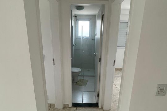 Corredor de apartamento à venda com 2 quartos, 53m² em Jardim do Lago, São Paulo