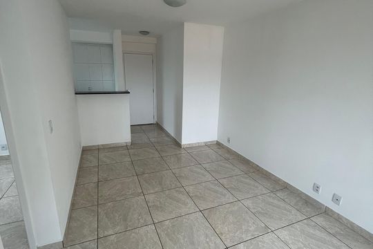 Sala de apartamento à venda com 2 quartos, 53m² em Jardim do Lago, São Paulo