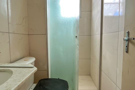 Banheiro de apartamento para alugar com 2 quartos, 50m² em Freguesia do Ó, São Paulo