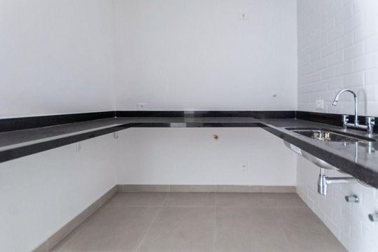 Casa à venda com 2 quartos, 100m² em Vila Mariana, São Paulo