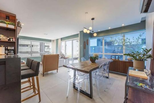 Apartamento para alugar com 3 quartos, 140m² em Santa Tereza, Porto Alegre