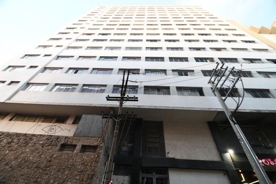 Fachada do Prédio de apartamento à venda com 3 quartos, 105m² em Centro, Campinas